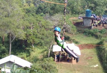 WAHANA DI WISATA GUNUNG MUNGKER